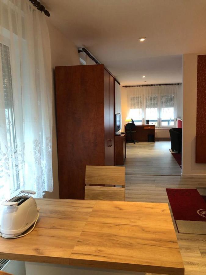 Apartmenthaus Цойтен Екстериор снимка