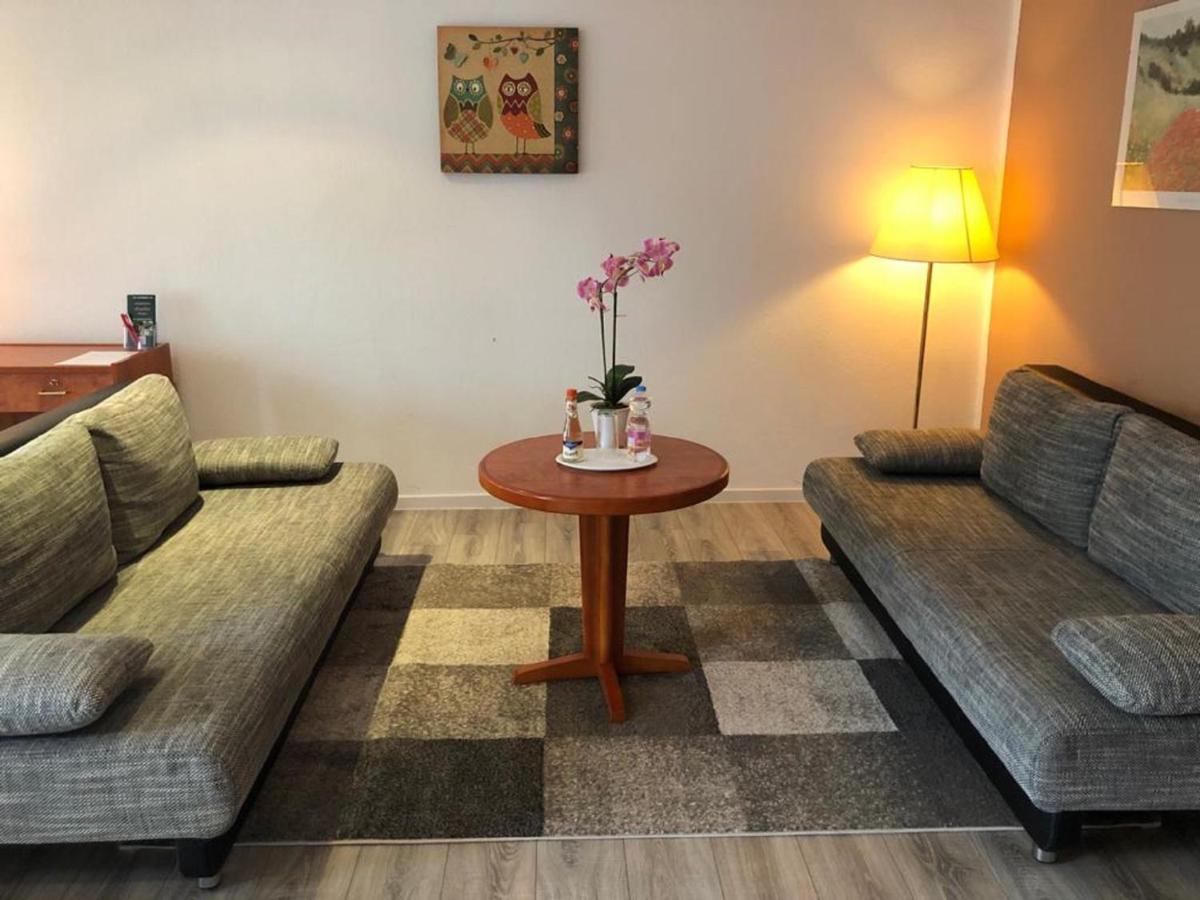 Apartmenthaus Цойтен Екстериор снимка