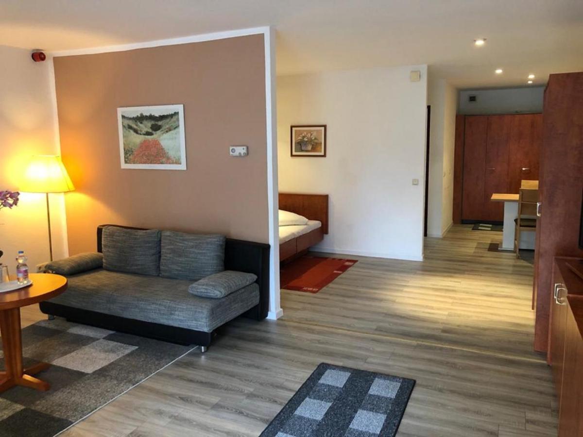 Apartmenthaus Цойтен Екстериор снимка
