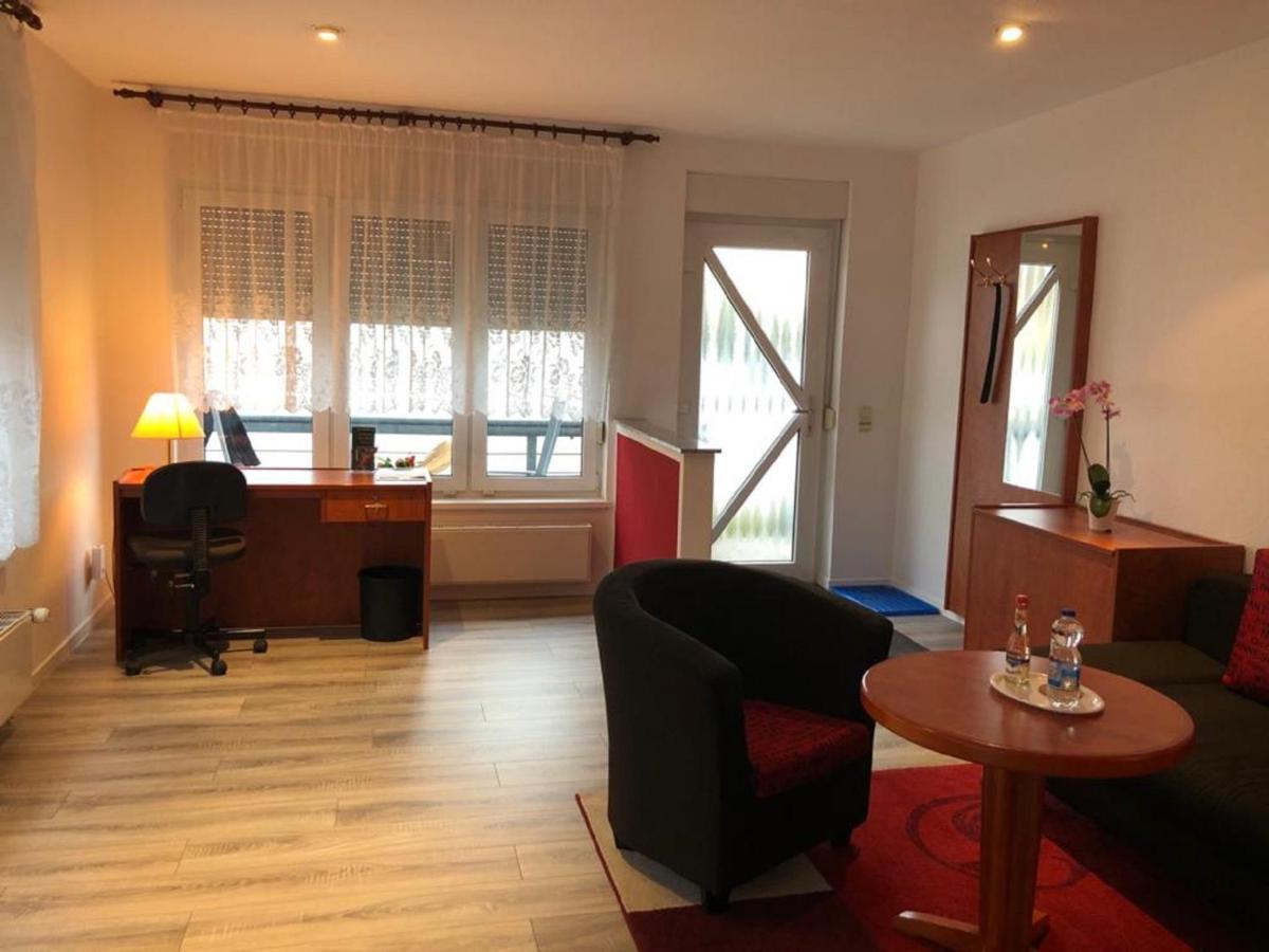 Apartmenthaus Цойтен Екстериор снимка