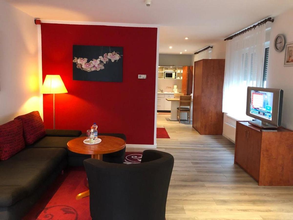 Apartmenthaus Цойтен Екстериор снимка