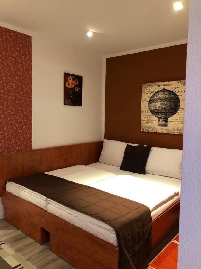 Apartmenthaus Цойтен Екстериор снимка